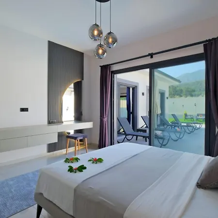 Yasam Hotel *